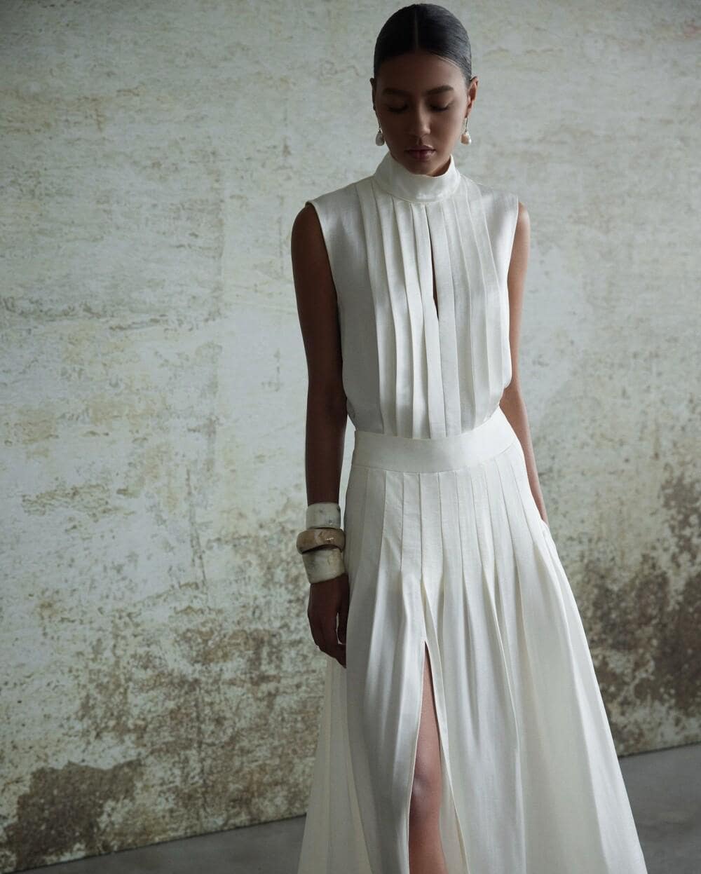 Elegant Pleated White Maxi Dress With High Slit
