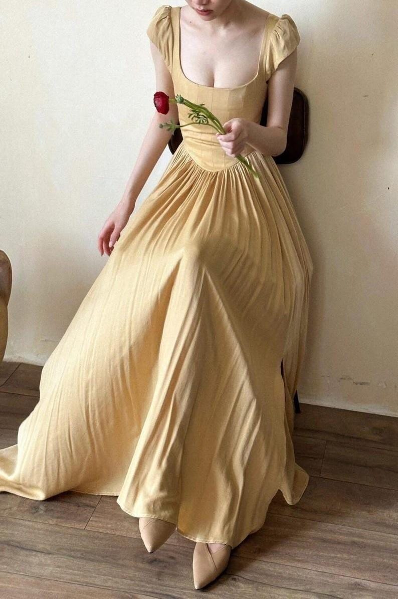 Maxi Cottagecore Dress Renaissance Puff Sleeve Gown Vintage