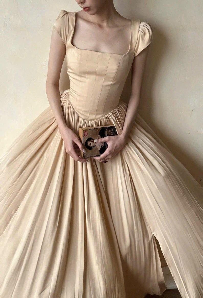 Maxi Cottagecore Dress Renaissance Puff Sleeve Gown Vintage